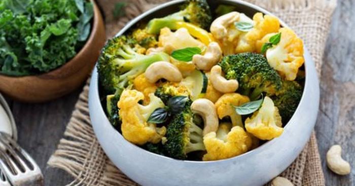 Broccoli cauliflower vs nutrition which healthier choose board milk benefits prevention article