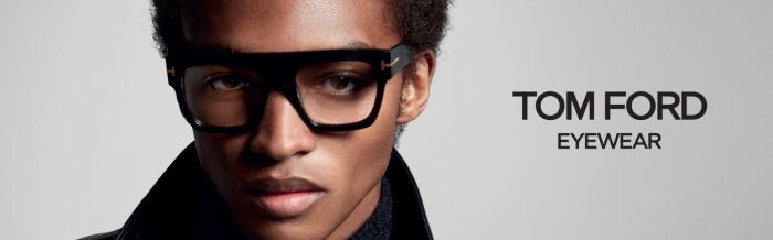 Glasses in fashion men